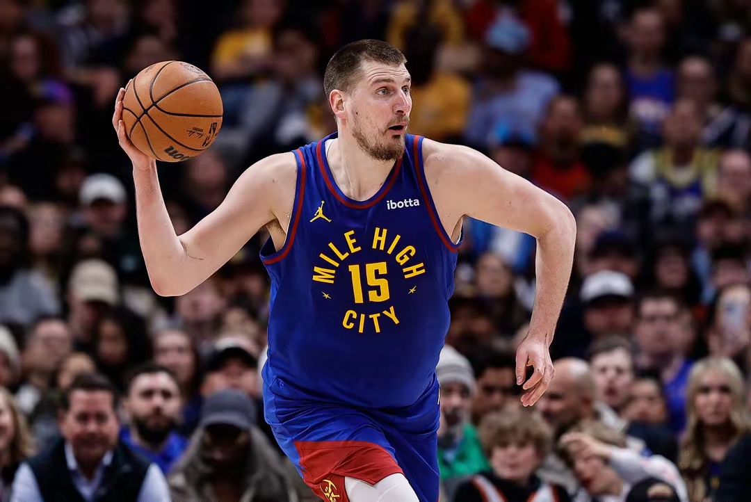 掘金客场失利！约基奇遭遇困境