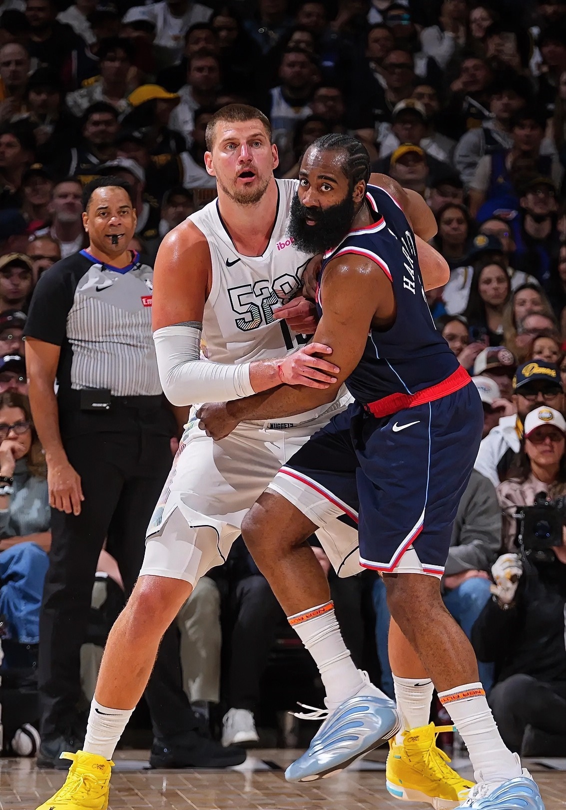 掘金横扫墨西哥男篮,浓眉送出助攻的简单介绍 掘金横扫墨西哥男篮,浓眉送出助攻的简单介绍