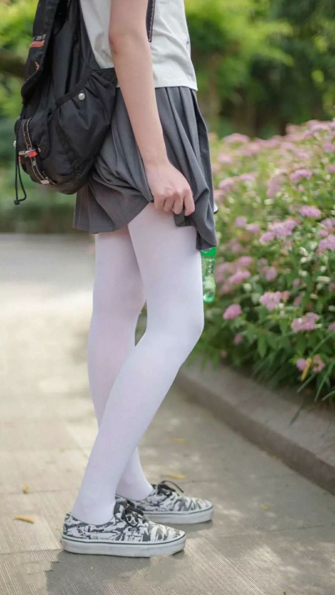 末节风暴！勇士逆转马刺，拉文19分导演逆转