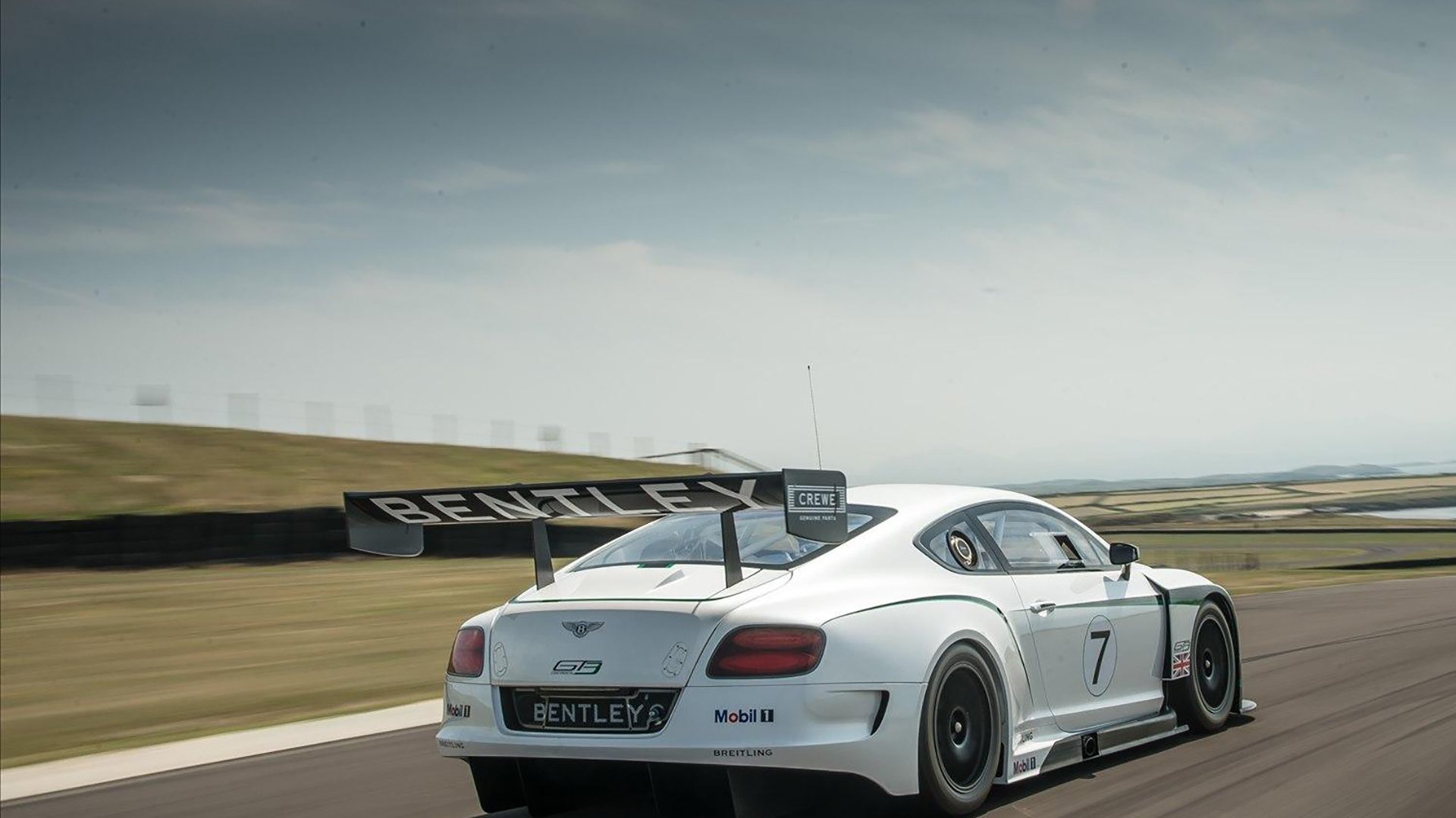 美加墨世界杯之夜，阿圭罗末节接管，传奇时刻铸就绿茵史诗